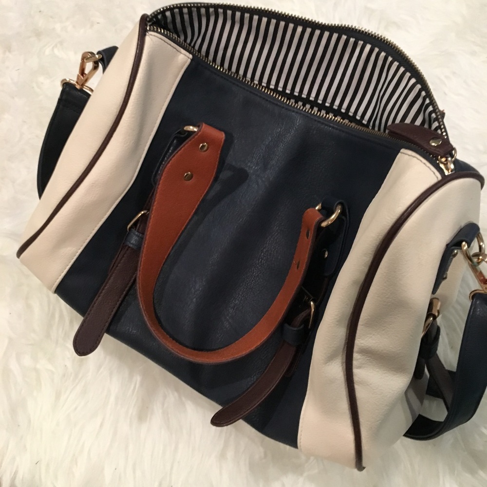 Bowler style purse with shoulder strap